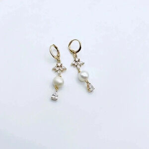 Huggie Petit Pearl Hoops Earrings